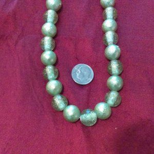 Light green beaded necklace vintage